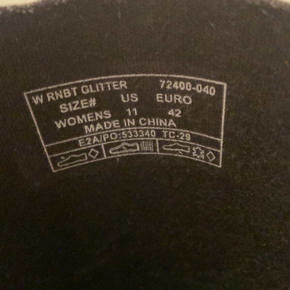 Bogs women’s boots silver - Picture 3 of 10